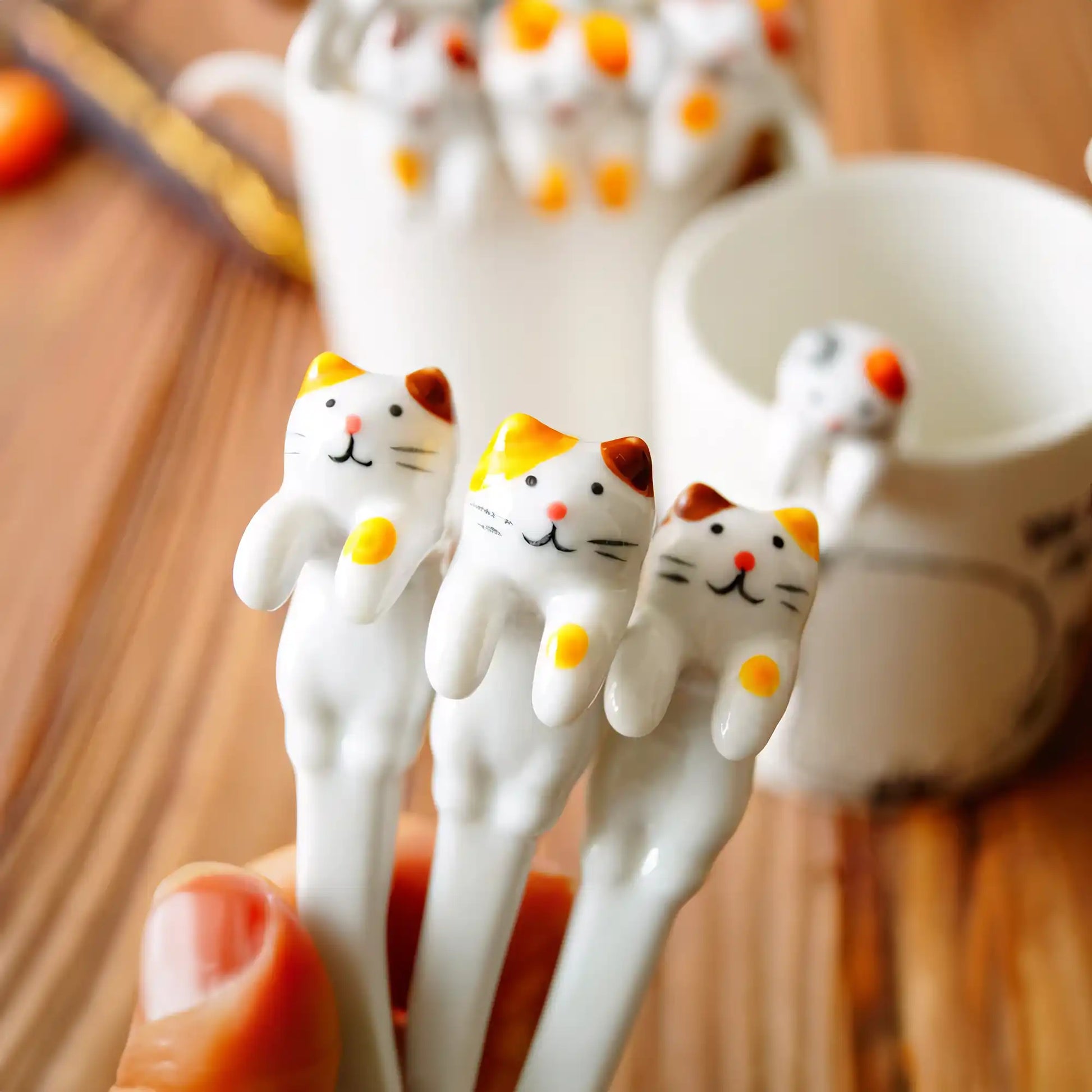 Hangout Kitty Spoon - Let There Be Cute